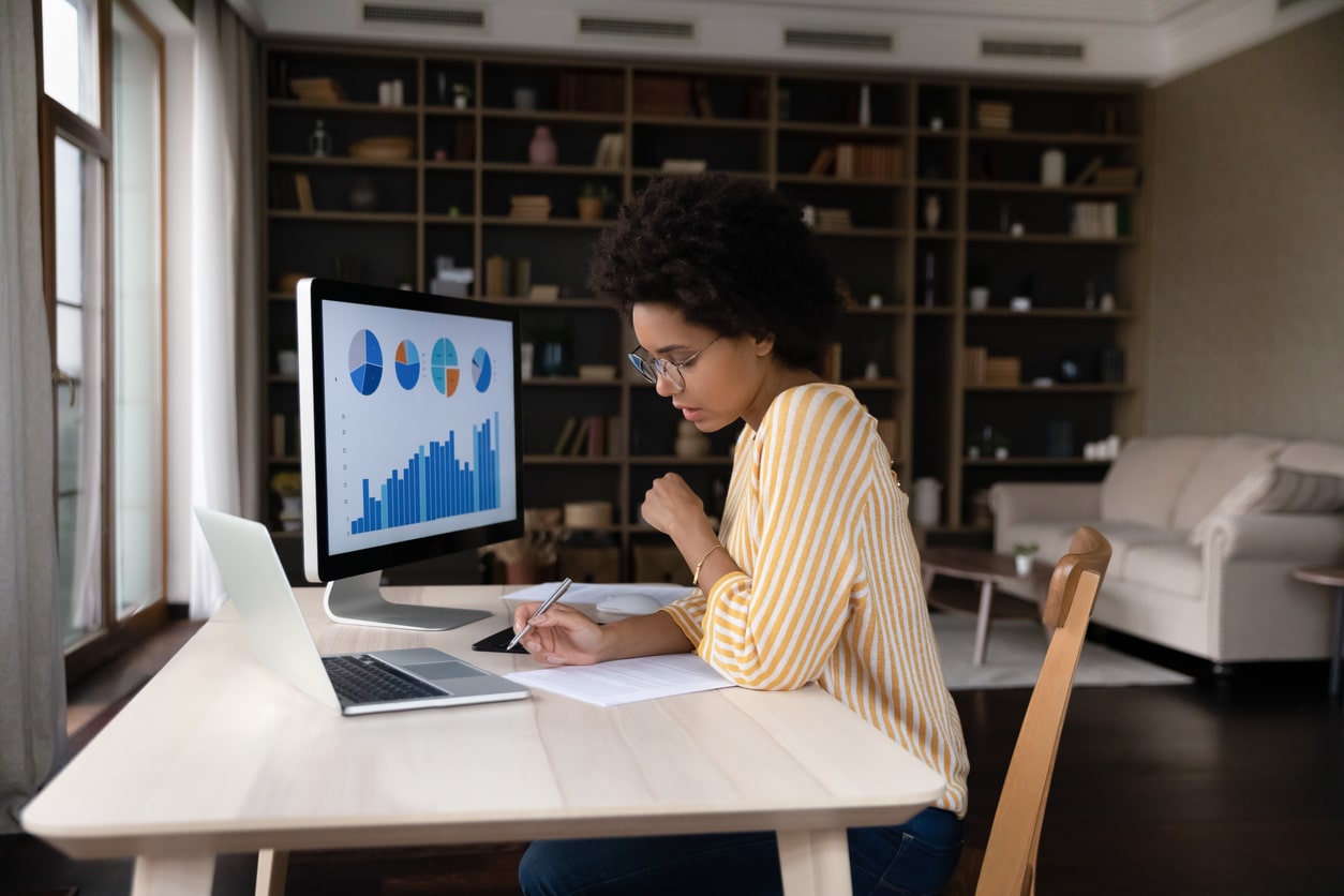 Financial analytics and reporting can allow you to determine your law firm advertising budget. Learn how to making financial analytics easy with MyCase - visit www.mycase.com.